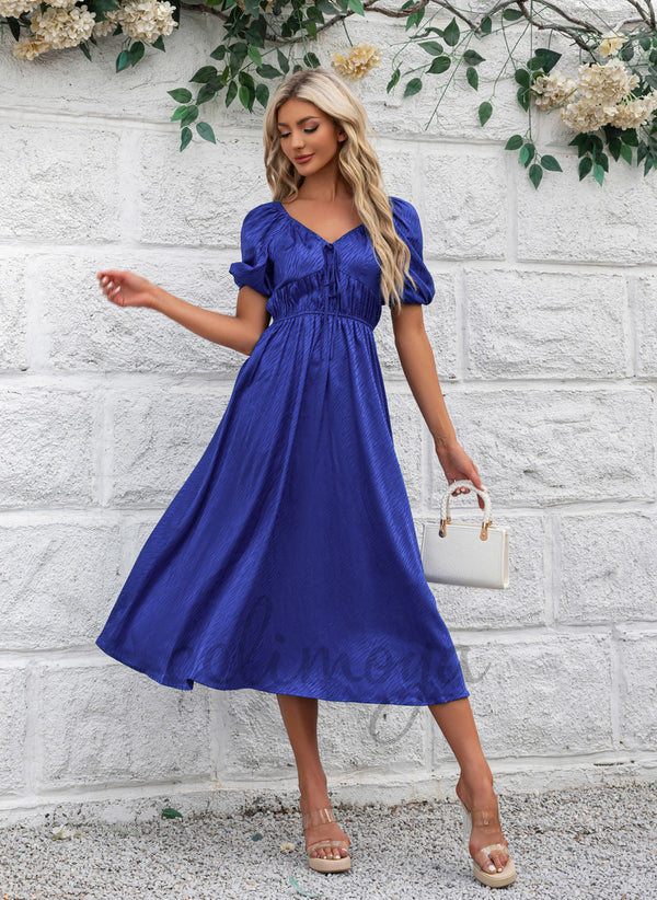 Robes mi-longues en satin jacquard à col en V pour les vacances - 302126