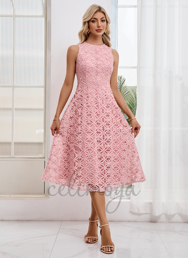 Embroidered Scoop Sleeveless A-line Tulle Midi Dress